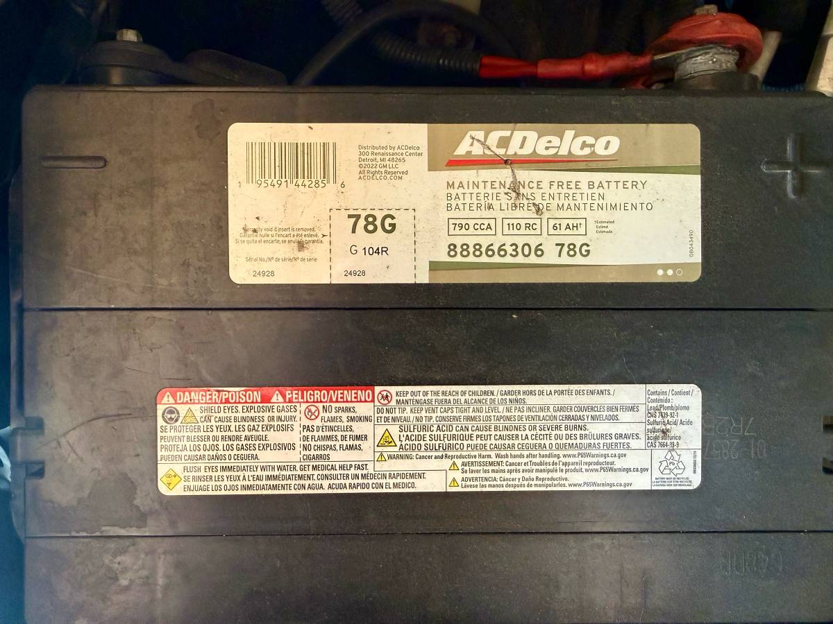 Buick-roadmaster-estate-1996-green-10