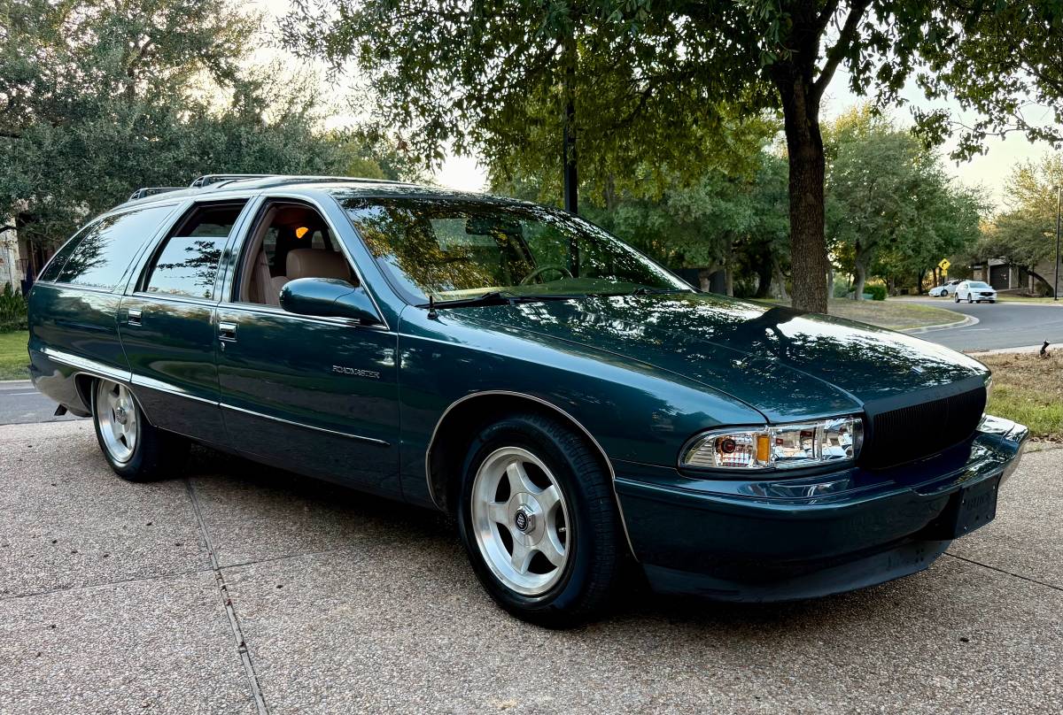 Buick-roadmaster-estate-1996-green-4