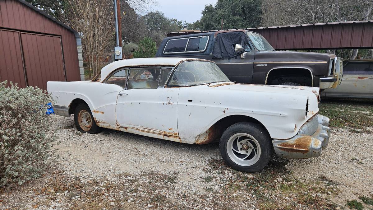 Buick-special-1957-white-1