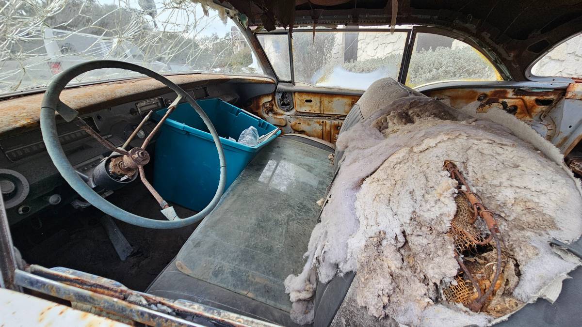 Buick-special-1957-white-5