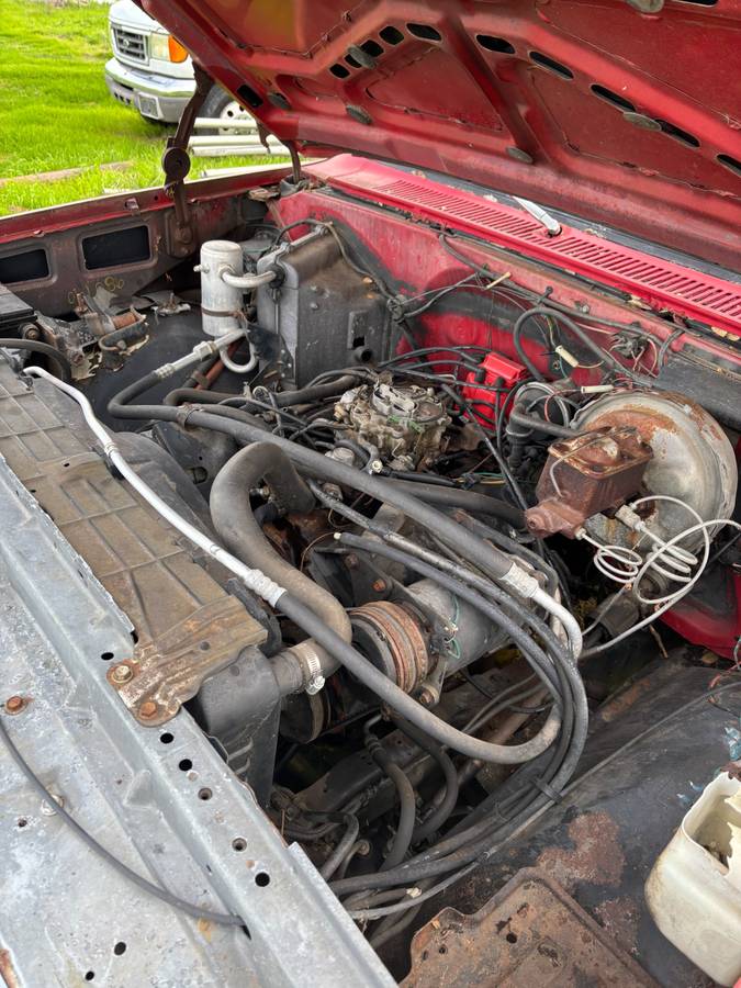 C20-silverado-1984-red-2