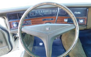 CADIILAC-COUPE-DEVILLE-1972-COUPE-22