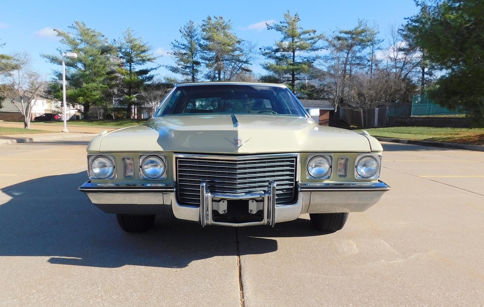 CADIILAC-COUPE-DEVILLE-1972-COUPE-3