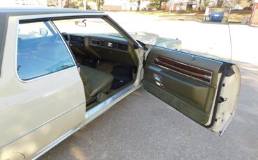 CADIILAC-COUPE-DEVILLE-1972-COUPE-32