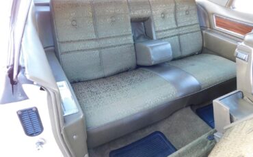 CADIILAC-COUPE-DEVILLE-1972-COUPE-38