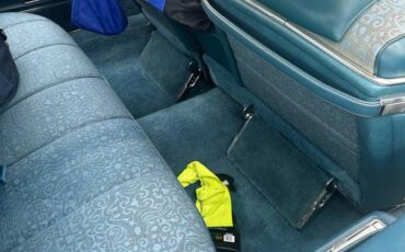 Caddilac-fleetwood-1972-blue-12