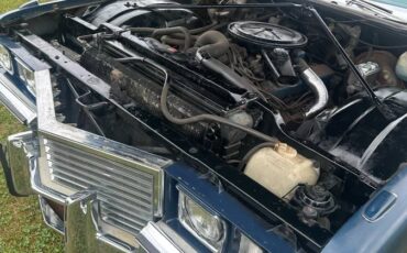 Caddilac-fleetwood-1972-blue-13