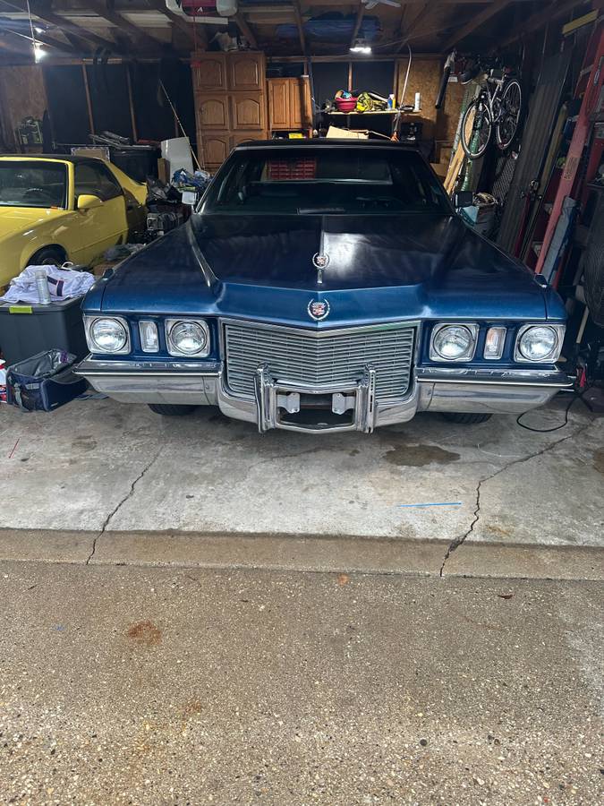 Caddilac-fleetwood-1972-blue-16