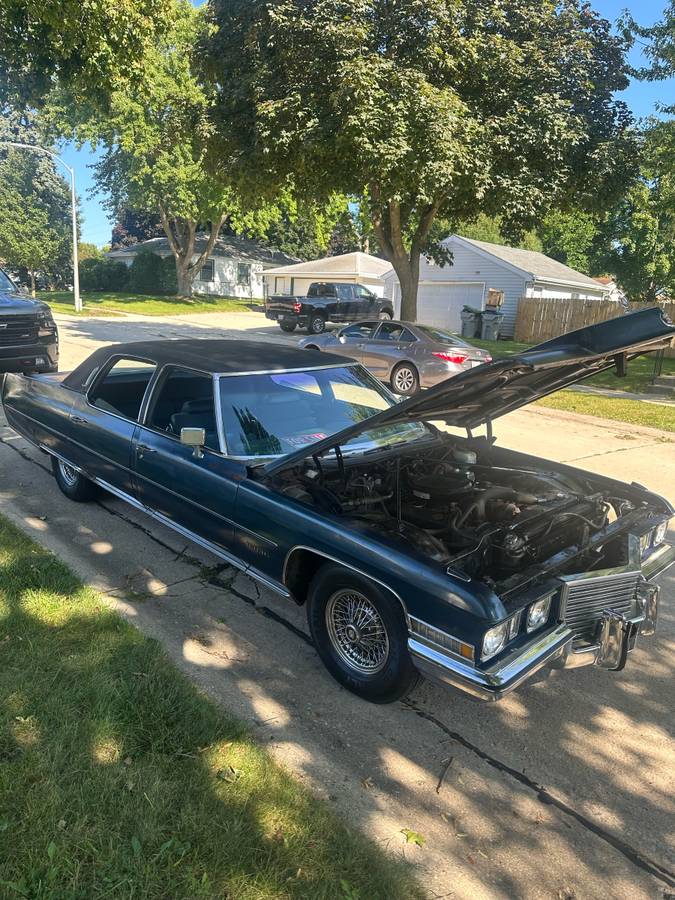 Caddilac-fleetwood-1972-blue-20