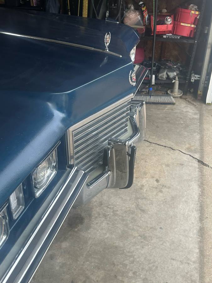 Caddilac-fleetwood-1972-blue-22