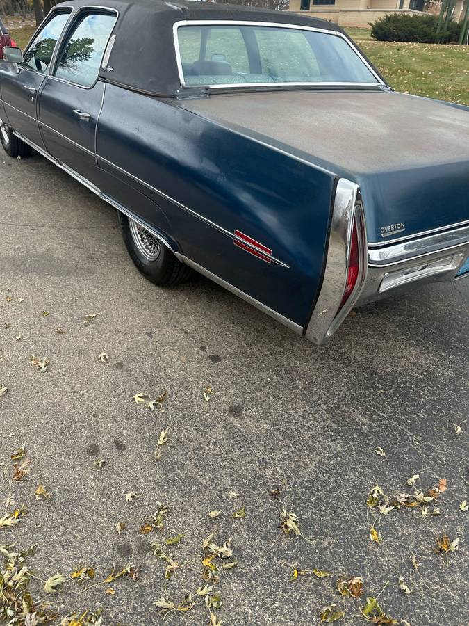 Caddilac-fleetwood-1972-blue-3