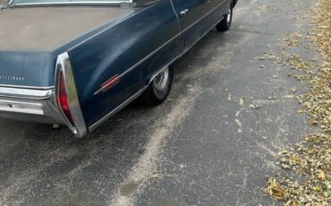 Caddilac-fleetwood-1972-blue