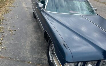 Caddilac-fleetwood-1972-blue-6