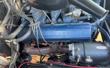 Caddillac-coupe-deville-convertible-1962-silver-14