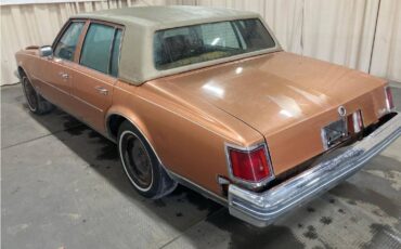 Cadillac-1977-custom-2