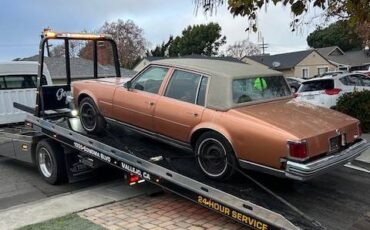 Cadillac-1977-custom-8