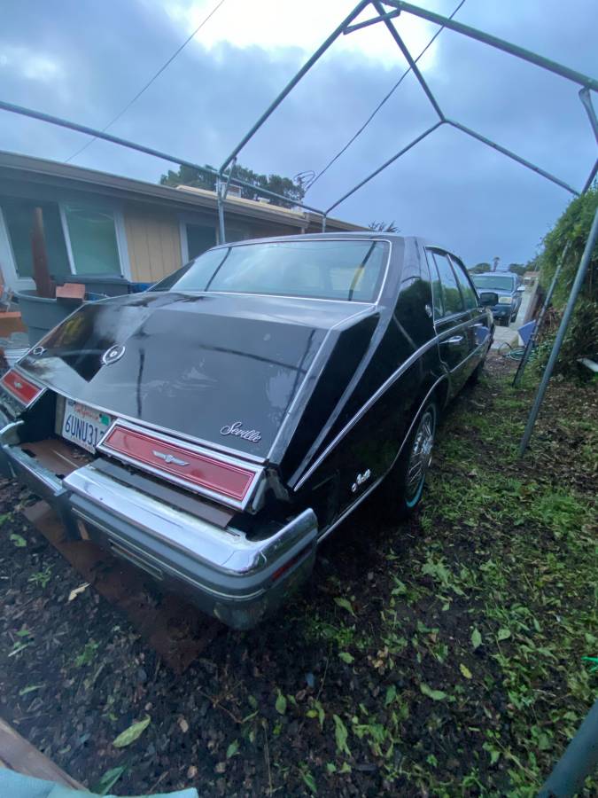 Cadillac-1981-black-3