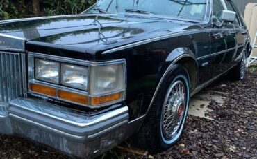 Cadillac-1981-black-4