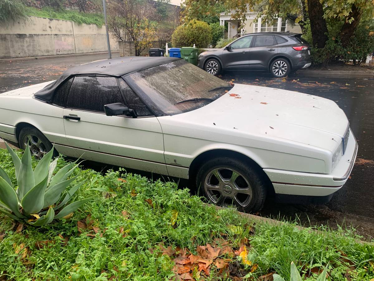 Cadillac-1990-custom-3