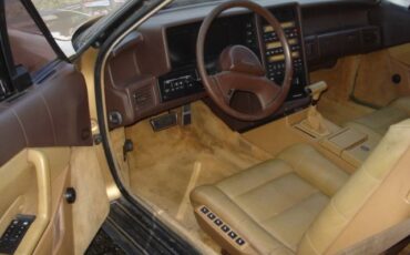 Cadillac-Allante-1987-Two-Tops-Hard-And-Soft-18