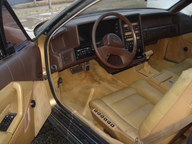 Cadillac-Allante-1987-Two-Tops-Hard-And-Soft-18