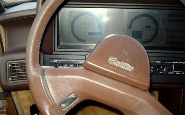 Cadillac-Allante-1987-Two-Tops-Hard-And-Soft-19