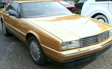 Cadillac-Allante-1987-Two-Tops-Hard-And-Soft-2