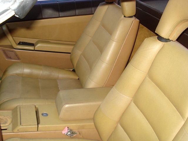 Cadillac-Allante-1987-Two-Tops-Hard-And-Soft-21