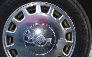 Cadillac-Allante-1987-Two-Tops-Hard-And-Soft-22