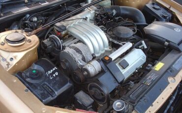 Cadillac-Allante-1987-Two-Tops-Hard-And-Soft-26