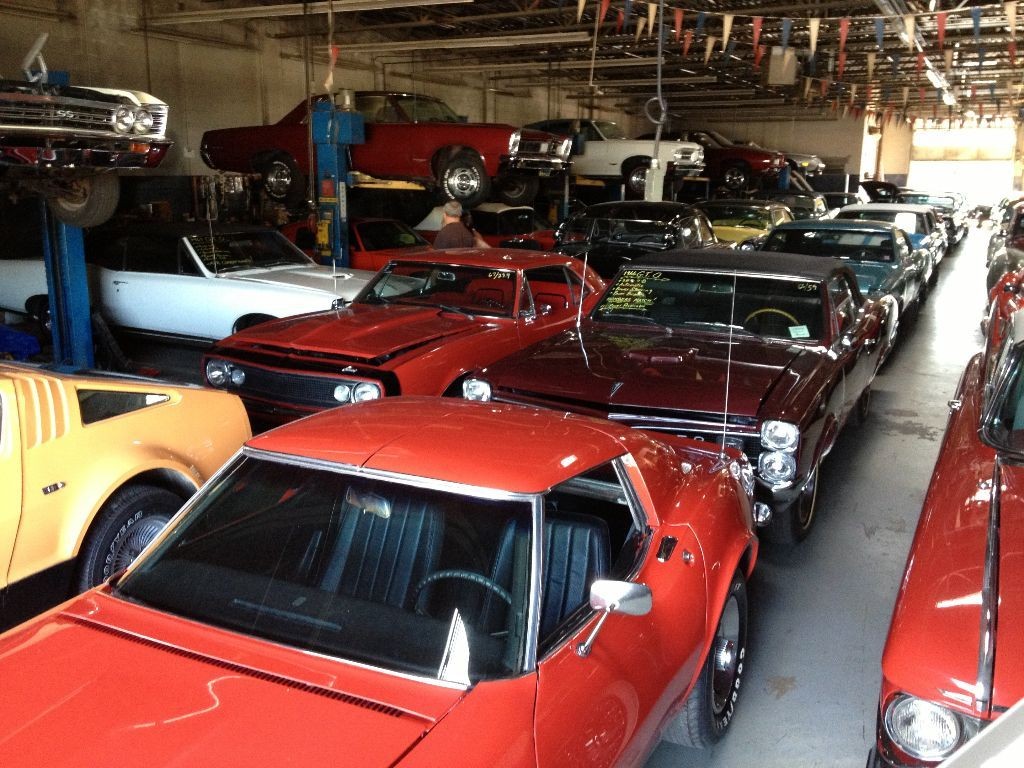 Cadillac-Allante-1987-Two-Tops-Hard-And-Soft-29