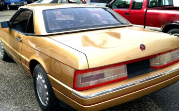 Cadillac-Allante-1987-Two-Tops-Hard-And-Soft-3