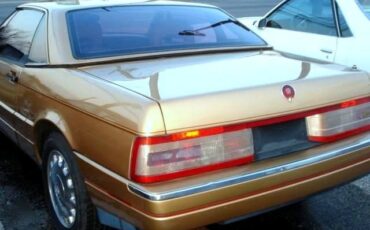 Cadillac-Allante-1987-Two-Tops-Hard-And-Soft-4