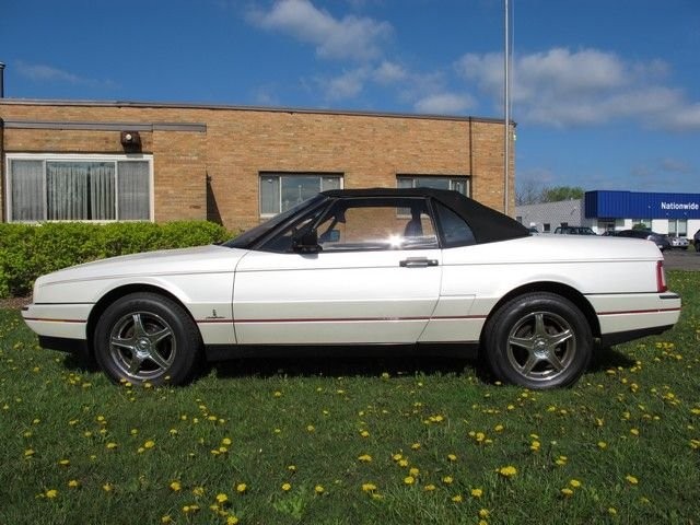 Cadillac-Allante-1989-Convertible-8