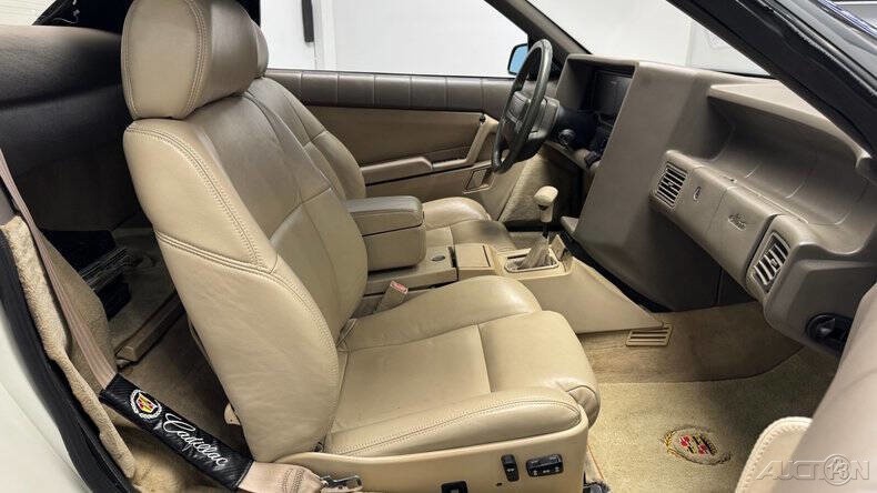 Cadillac-Allante-1993-Convertible-22