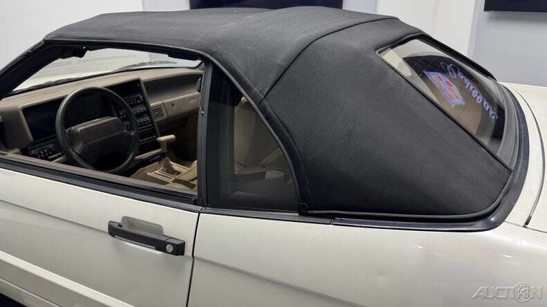Cadillac-Allante-1993-Convertible-9