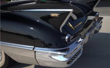 Cadillac-Biarritz-Convertible-1958-Convertible-14