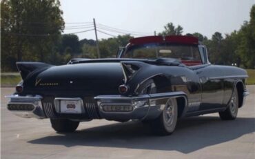 Cadillac-Biarritz-Convertible-1958-Convertible-6