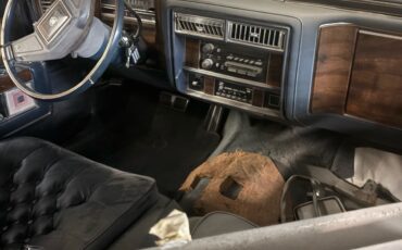 Cadillac-Brougham-1989-7