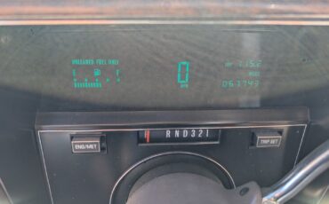 Cadillac-Brougham-1990-Sedan-8