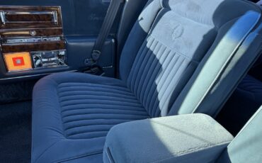 Cadillac-Brougham-1991-Sedan-22
