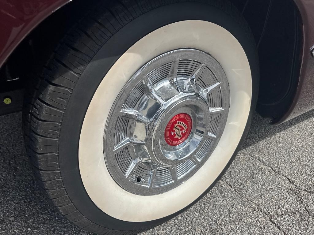 Cadillac-Convertible-series-62-LS-4L80-linked-straight-and-slick-1948-Convertible-20