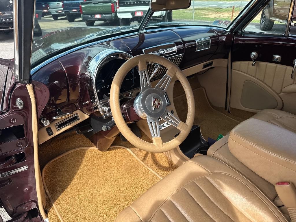 Cadillac-Convertible-series-62-LS-4L80-linked-straight-and-slick-1948-Convertible-30