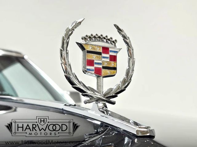 Cadillac-Coupe-DeVille-1973-Coupe-19