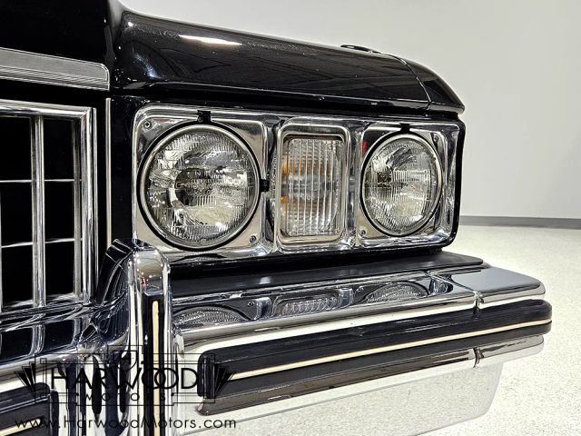 Cadillac-Coupe-DeVille-1973-Coupe-22