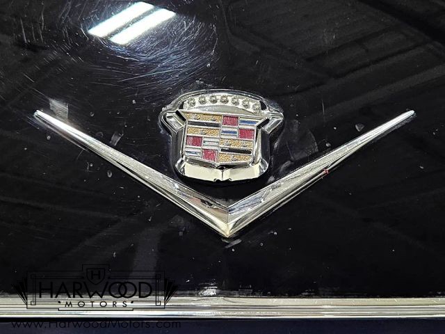 Cadillac-Coupe-DeVille-1973-Coupe-33