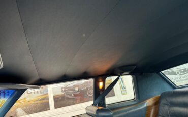 Cadillac-Coupe-DeVille-1975-37