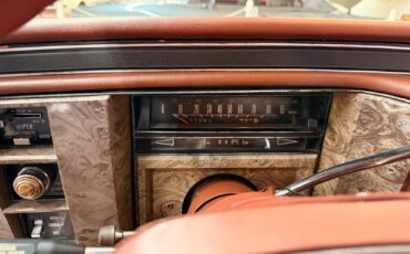 Cadillac-Coupe-DeVille-1979-2-Door-30