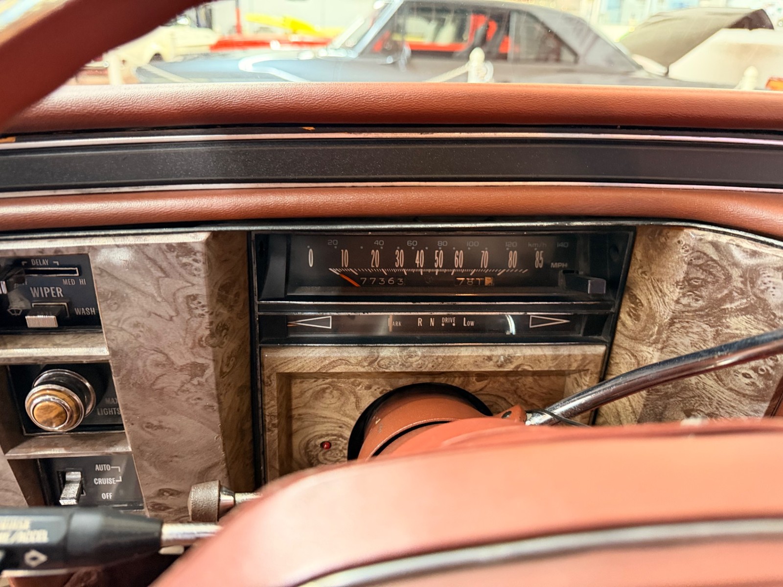 Cadillac-Coupe-DeVille-1979-2-Door-30