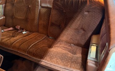 Cadillac-Coupe-DeVille-1979-2-Door-37